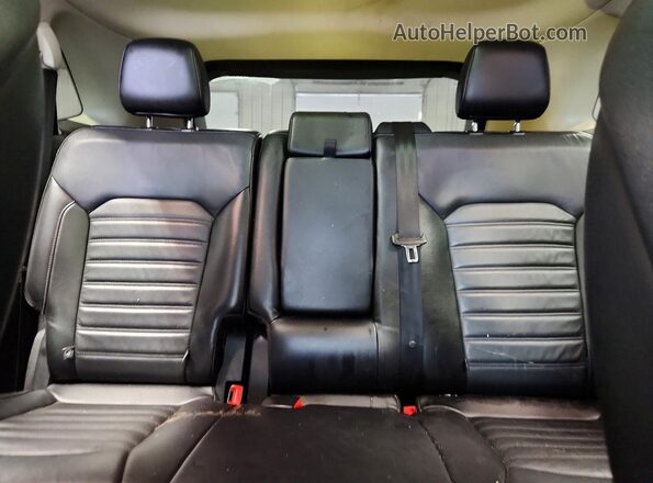 2FMPK4J97GBB17074 2016 FORD EDGE Black Rear seats view