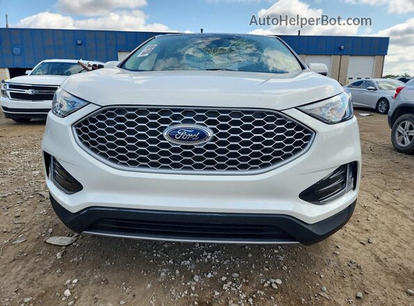 2FMPK4J9XRBB20392 2024 FORD EDGE White Front view