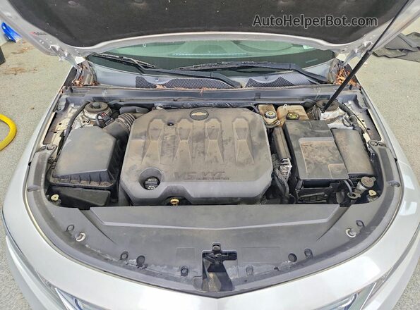 2G1105S30J9107414 2018 CHEVROLET IMPALA Серебряный Вид задней части салона