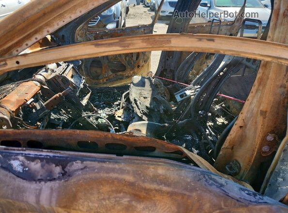 2G1105S37H9155518 2017 CHEVROLET IMPALA Burn Widok wnętrza z przodu