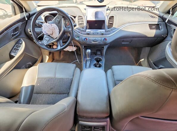 2G1105S38J9138135 2018 CHEVROLET IMPALA Blue Առջևի վահանակի տեսք