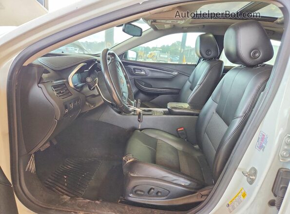 2G1115S3XG9137574 2016 CHEVROLET IMPALA Белый Вид салона спереди