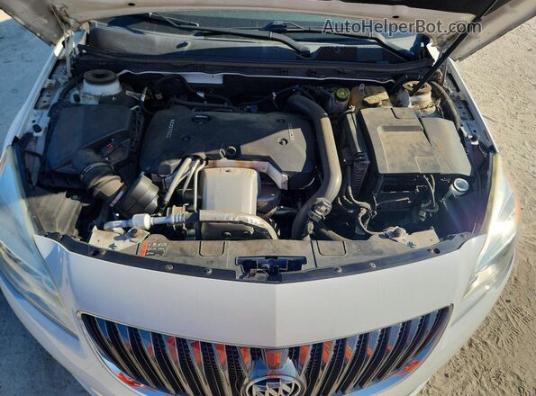 2G4GK5EX6G9166644 2016 BUICK REGAL White Rear interior view