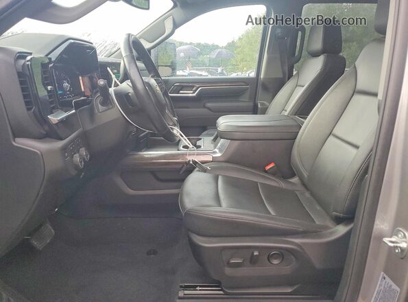 2GC4KPE7XS1144866 2025 CHEVROLET SILVERADO Silver Vista interior delantera