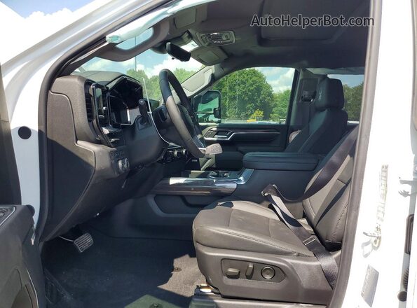 2GC4KPEY9S1226225 2025 CHEVROLET SILVERADO White Vista interior delantera