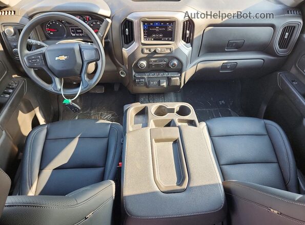 2GC4YME75R1232425 2024 CHEVROLET SILVERADO Black წინა პანელის ხედი