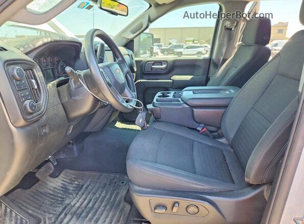 2GC4YME77R1183955 2024 CHEVROLET SILVERADO White Вид салону спереду