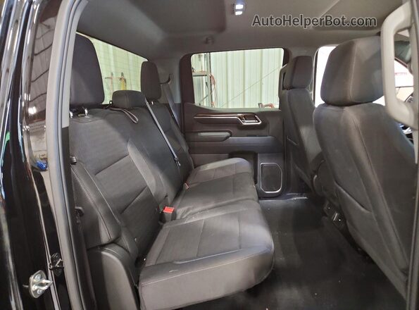 2GCUDEEDXR1164551 2024 CHEVROLET SILVERADO Черный Вид задних сидений