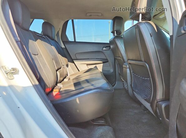 2GKALPEK4H6141885 2017 GMC TERRAIN White Vista interior trasera