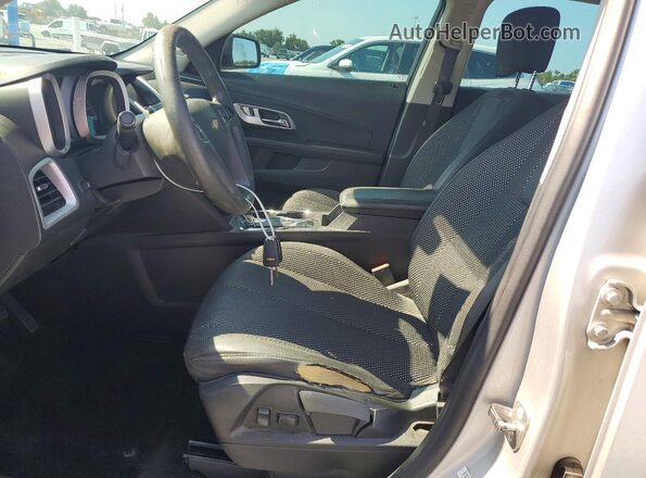 2GNALBEK8H1551365 2017 CHEVROLET EQUINOX Silver Вид салону спереду