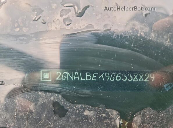 2GNALBEK9G6338829 2016 CHEVROLET EQUINOX Gray Vista del compartimento del motor