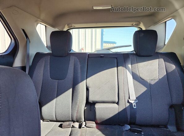 2GNALCEK2H6322432 2017 CHEVROLET EQUINOX Black Rear seats view