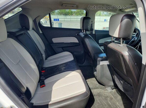 2GNALDEK3H1555948 2017 CHEVROLET EQUINOX White Вид задньої частини салону