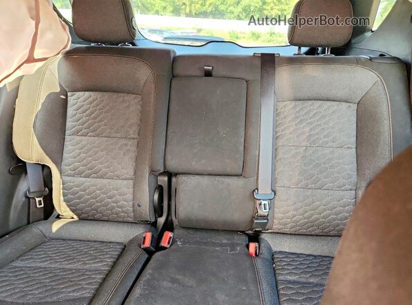 2GNAXLEX1K6158856 2019 CHEVROLET EQUINOX Silver უკანა სავარძლების ხედი