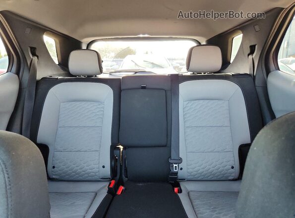 2GNAXUEVXK6239021 2019 CHEVROLET EQUINOX Silver Widok tylnych siedzeń