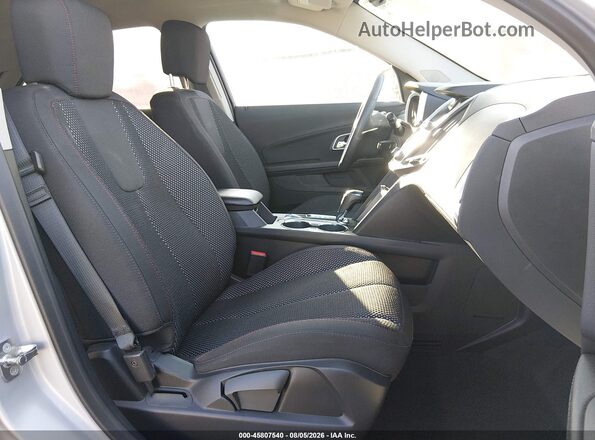 2GNFLFEK3G6335406 2016 CHEVROLET EQUINOX Серебряный Вид салона спереди