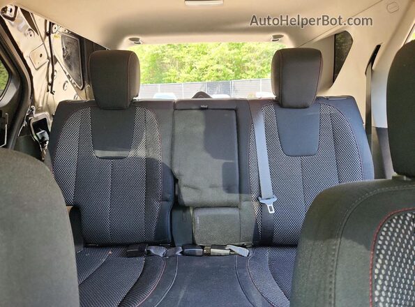 2GNFLFEK4G6180929 2016 CHEVROLET EQUINOX Black Widok tylnych siedzeń