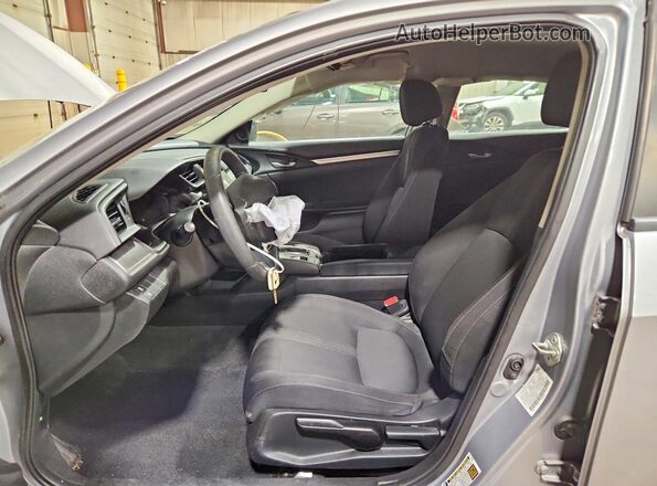 2HGFC2F57JH530870 2018 HONDA CIVIC Silver Front interior view