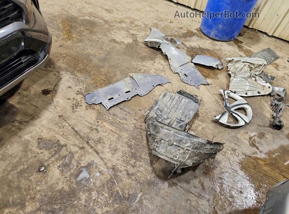 2HGFC2F57JH530870 2018 HONDA CIVIC Silver Engine compartment view