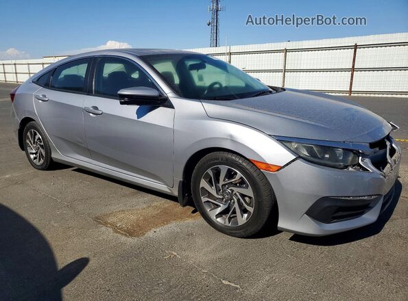 2HGFC2F70JH513992 2018 HONDA CIVIC Silver წინა მარჯვენა