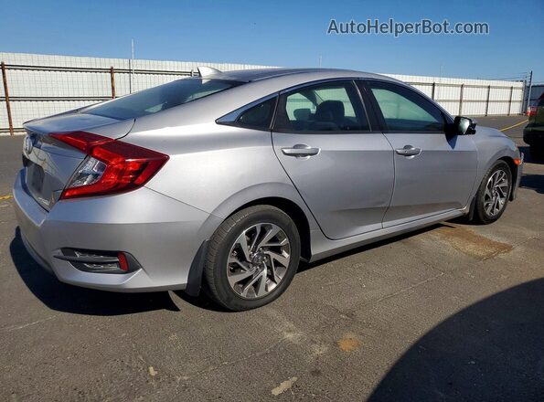 2HGFC2F70JH513992 2018 HONDA CIVIC Silver უკანა მარჯვენა