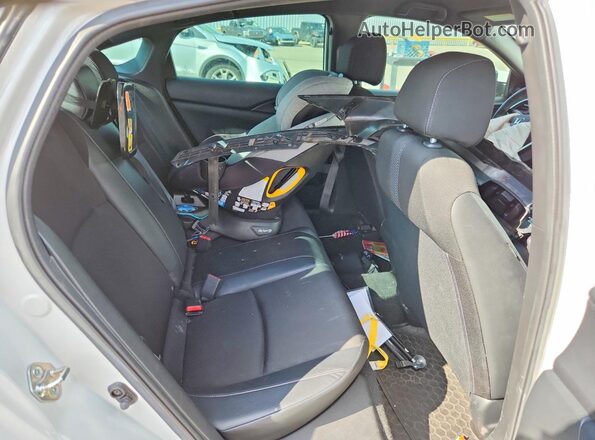 2HGFC2F82KH503703 2019 HONDA CIVIC White Widok tylnych siedzeń
