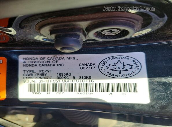 2HGFC2F86HH018716 2017 HONDA CIVIC Black Engine compartment view