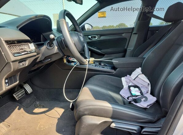 2HGFE2F56PH529843 2023 HONDA CIVIC Silver Widok wnętrza z przodu