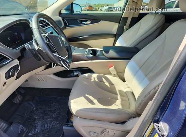 2LMPJ6K97KBL41763 2019 LINCOLN NAUTILUS Blue Вид салону спереду