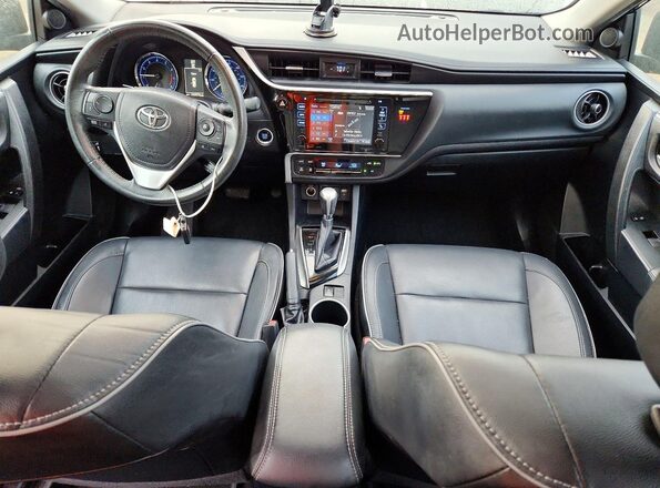 2T1BURHE0JC005045 2018 TOYOTA COROLLA Black Dashboard view
