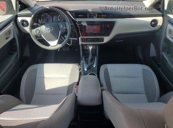 2T1BURHE1JC043092 2018 TOYOTA COROLLA Red Widok deski rozdzielczej