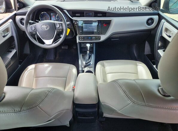 2T1BURHE2KC176946 2019 TOYOTA COROLLA Blue Вид панелі приладів