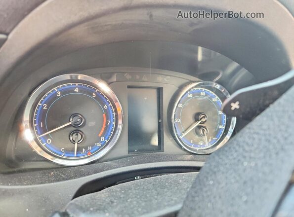 2T1BURHE3JC080824 2018 TOYOTA COROLLA Red Instrument cluster view