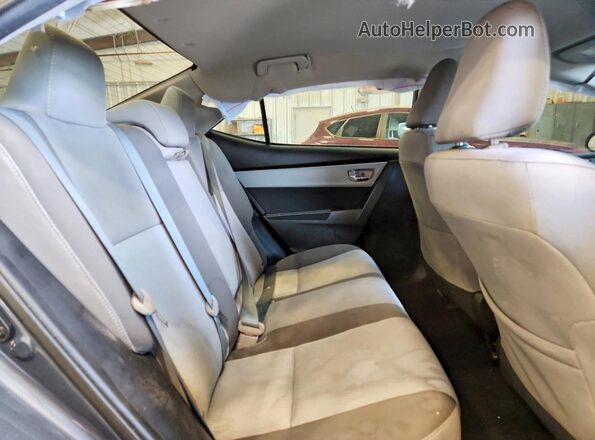 2T1BURHE4HC920412 2017 TOYOTA COROLLA Gray Widok tylnych siedzeń