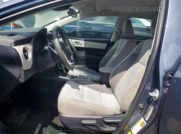 2T1BURHE5HC754062 2017 TOYOTA COROLLA Синий Вид салона спереди