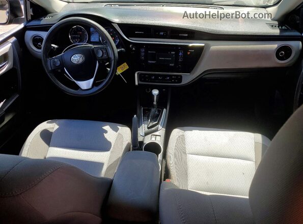 2T1BURHE5HC865548 2017 TOYOTA COROLLA Charcoal Вид панелі приладів