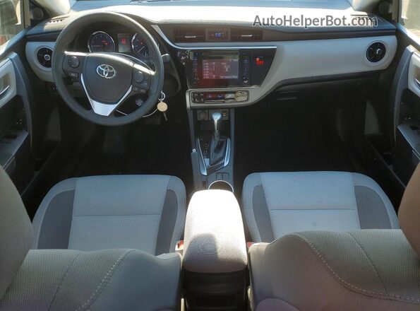2T1BURHE5JC101222 2018 TOYOTA COROLLA White Dashboard view