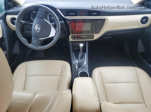 2T1BURHE6HC755205 2017 TOYOTA COROLLA Red Vista del salpicadero
