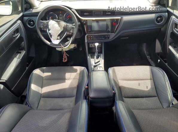 2T1BURHE6JC018754 2018 TOYOTA COROLLA White წინა პანელის ხედი