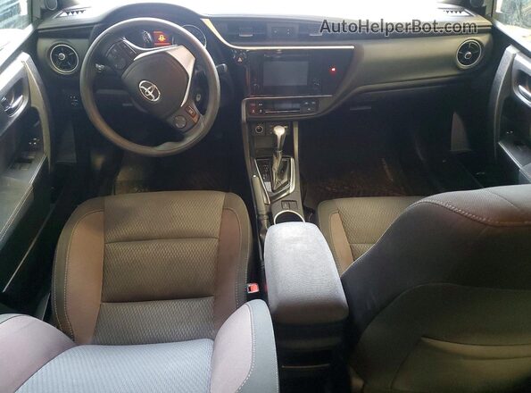 2T1BURHE6JC050605 2018 TOYOTA COROLLA Black Dashboard view