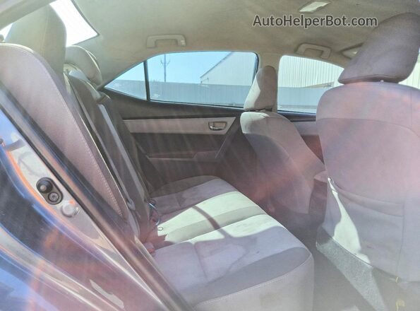 2T1BURHE6JC065721 2018 TOYOTA COROLLA Синий Вид задних сидений