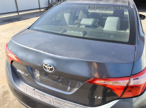 2T1BURHE6JC065721 2018 TOYOTA COROLLA Синий 