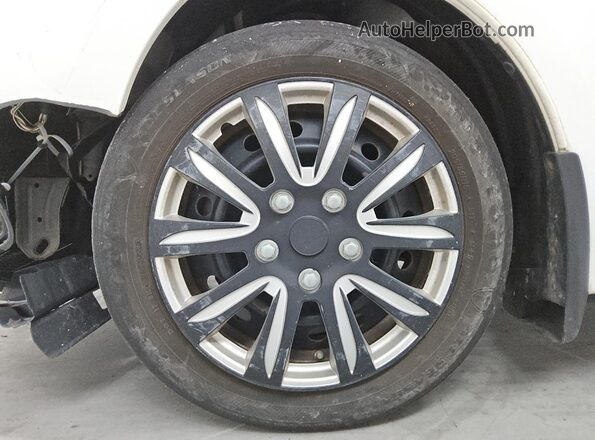 2T1BURHE8HC947628 2017 TOYOTA COROLLA White 