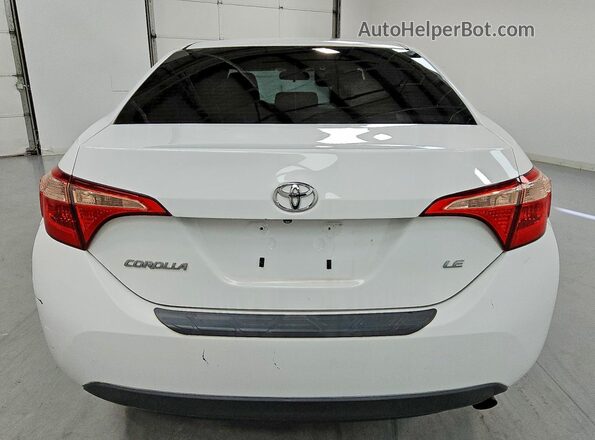 2T1BURHE8HC947628 2017 TOYOTA COROLLA White Հետևի տեսք