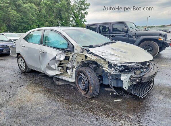 2T1BURHE8KC244585 2019 TOYOTA COROLLA Серебряный Передняя правая четверть