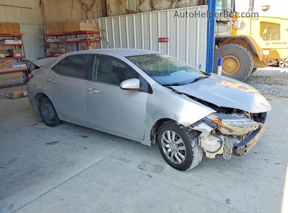 2T1BURHE9HC952255 2017 TOYOTA COROLLA Silver წინა მარჯვენა