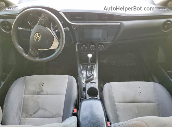 2T1BURHE9HC952255 2017 TOYOTA COROLLA Silver წინა პანელის ხედი