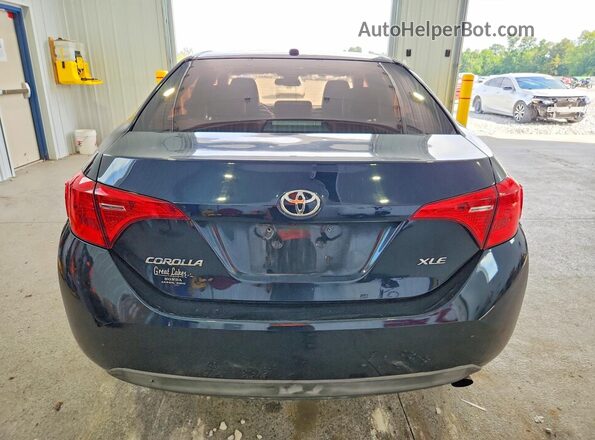 2T1BURHE9JC989022 2018 TOYOTA COROLLA Blue Widok z tyłu