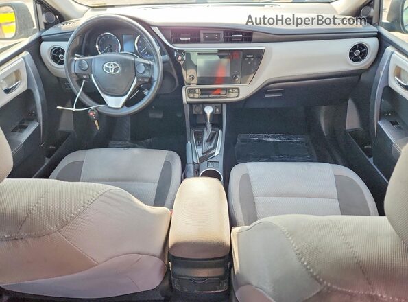 2T1BURHEXHC832478 2017 TOYOTA COROLLA Синий Вид панели приборов