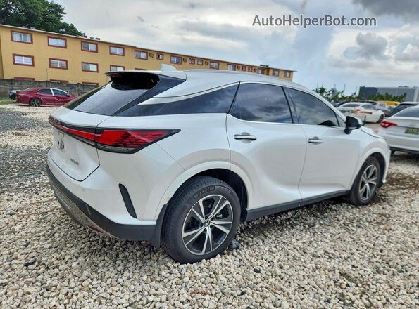 2T2BAMBA4RC044424 2024 LEXUS RX White Trasero derecho